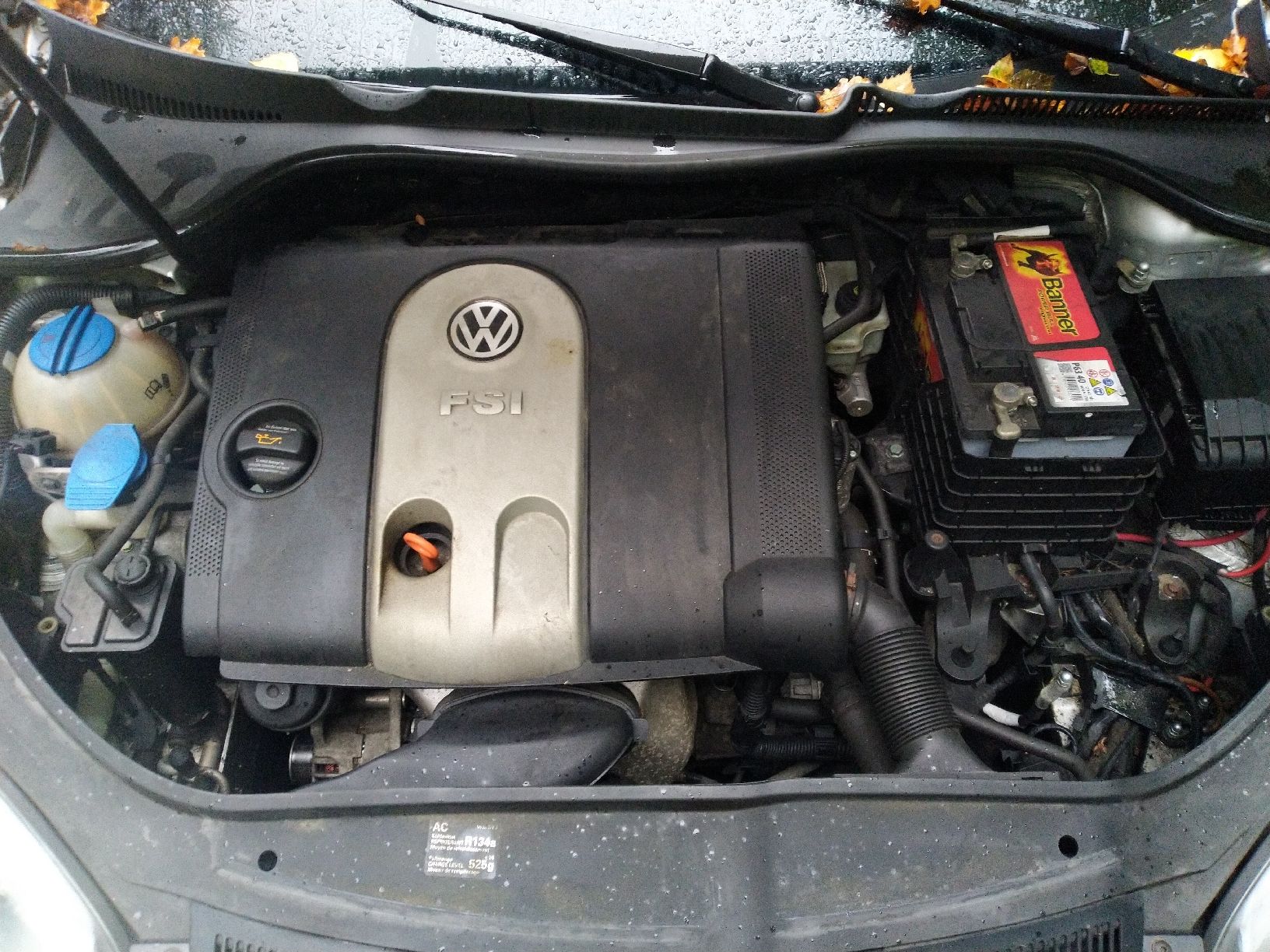 VW Golf 1.6 FSI grigio argento - Image 3