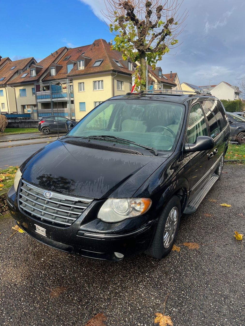 Chrysler Town Country 6 posti mfk 2025 - Image 1