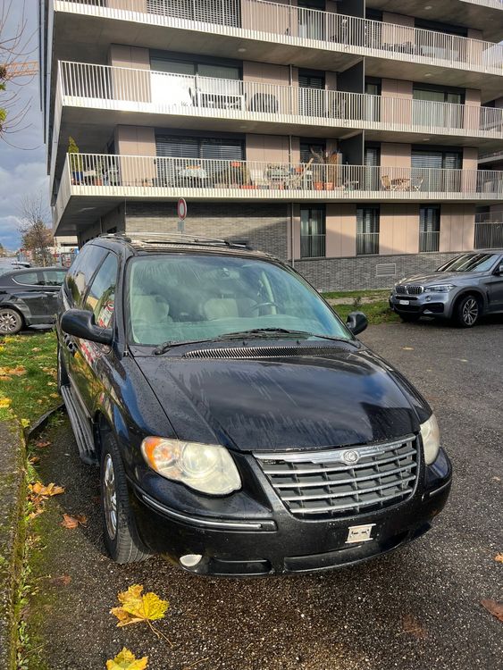Chrysler Town Country 6 posti mfk 2025 - Image 2