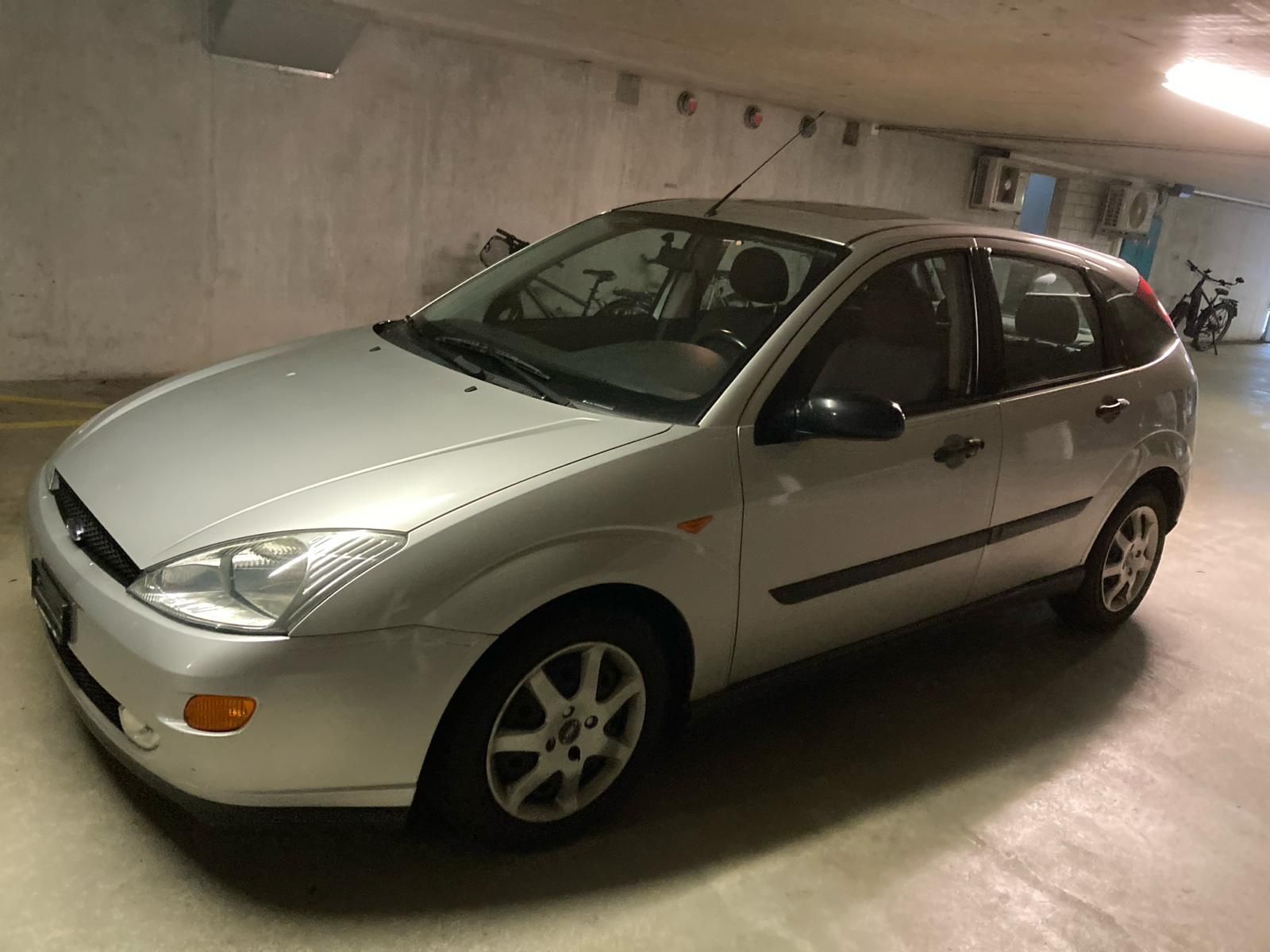 Ford Focus 2.0 16V - Image 1