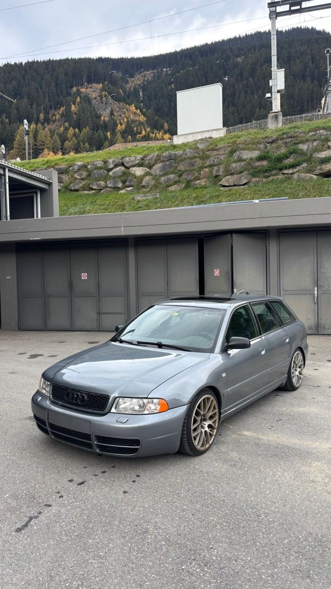 Audi S4 B5 Facelift Fase 2 - Image 1