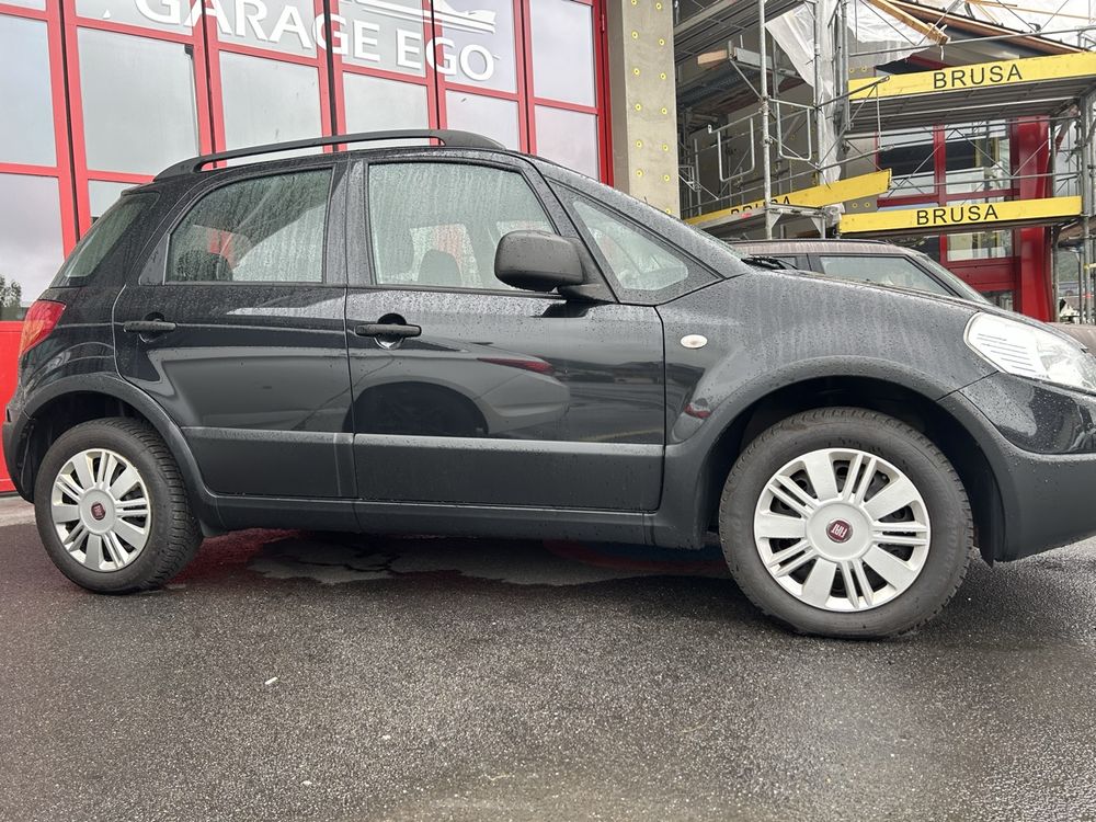 Fiat Sedici 1.6 4x4 (equivalente di costruzione Suzuki SX4)