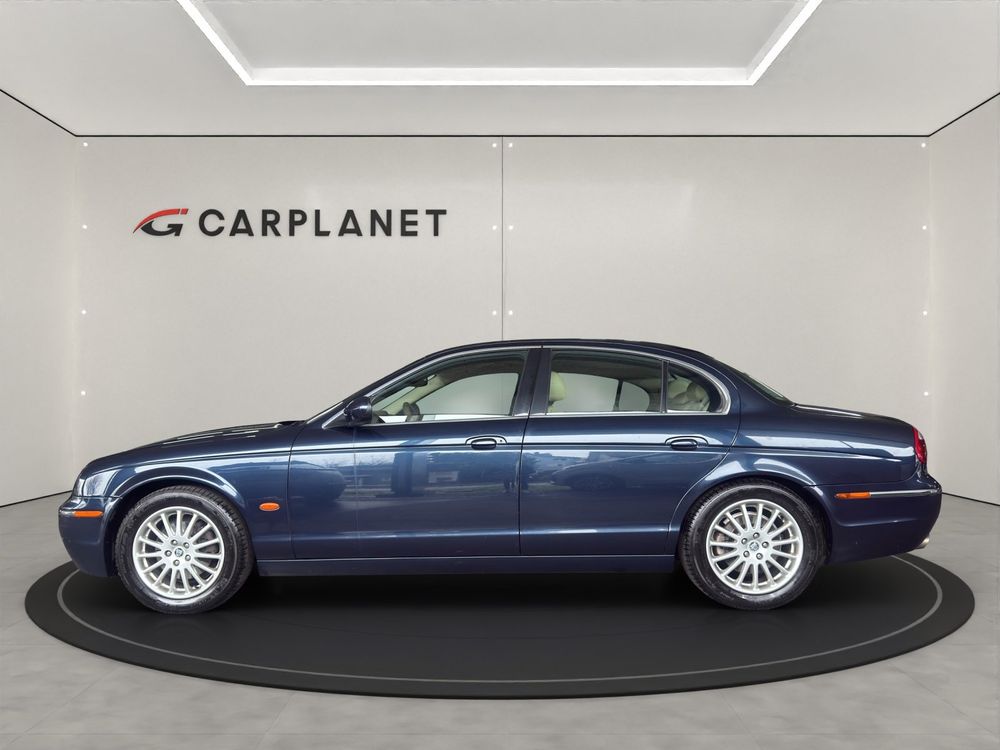 Jaguar S-Type 3.0L V6 EX - Image 2