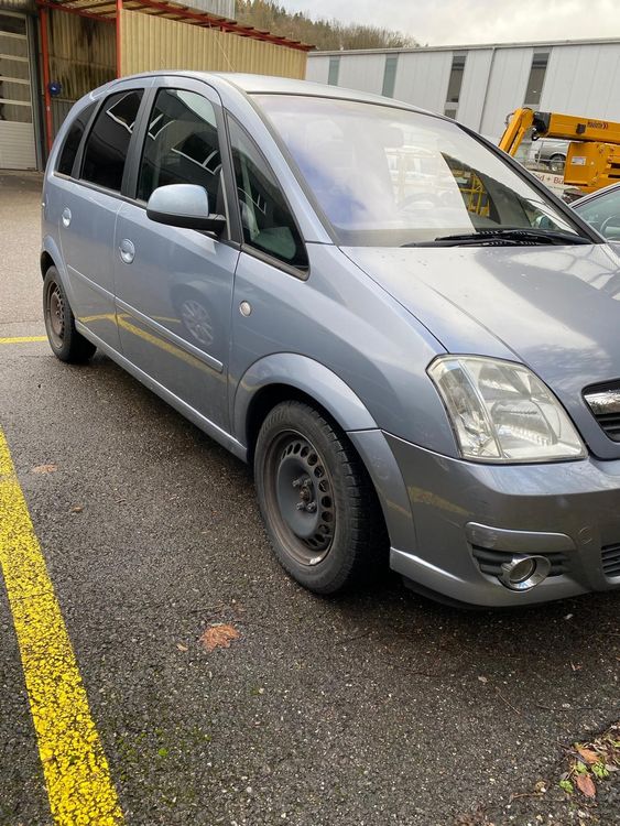 Opel Meriva 1.6l appena uscito dalla fabbrica