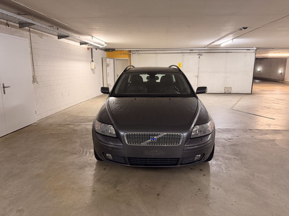 VOLVO V50 T5 AWD Automatico da 1 franco! - Image 2