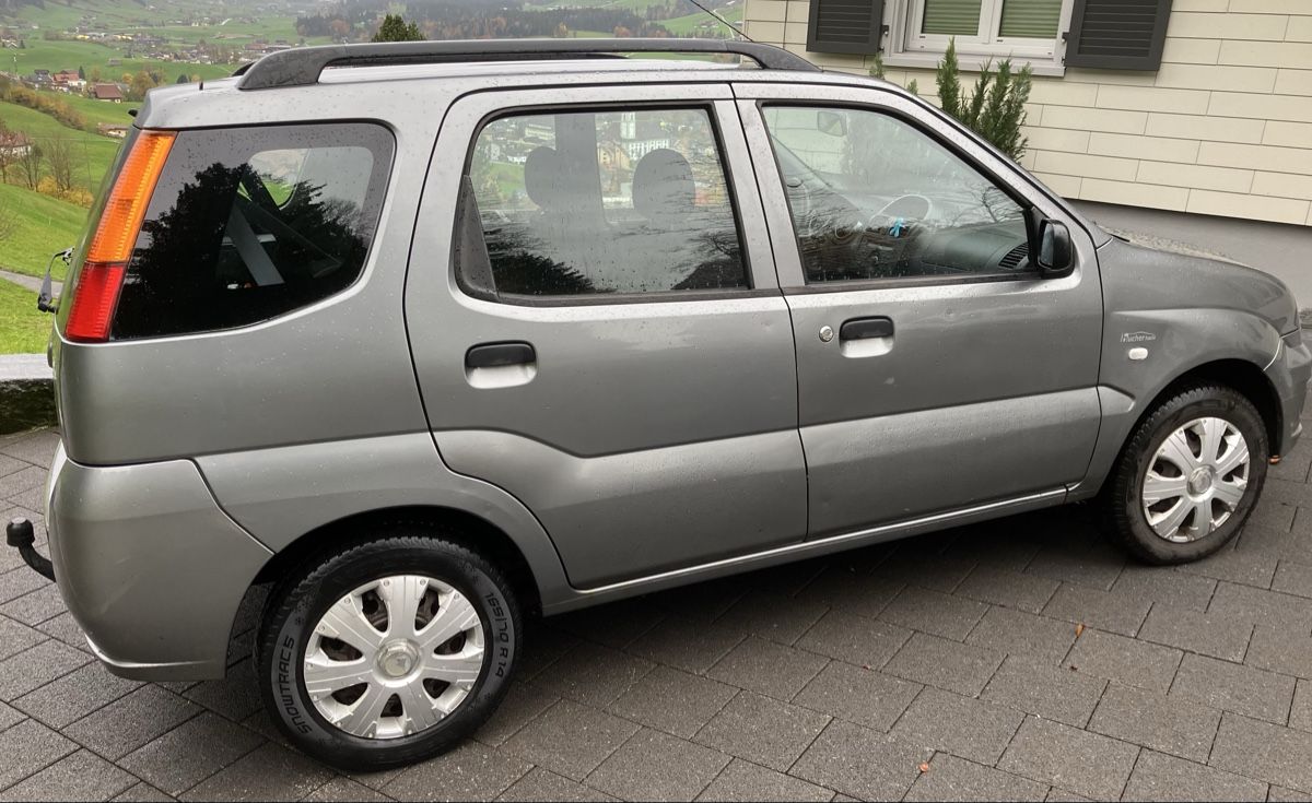 Subaru Justy G3X 1.5 AWD, con gancio di traino - Image 3