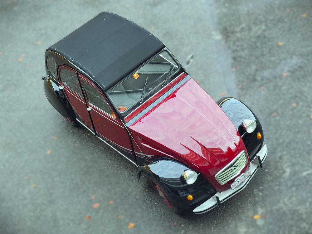 Citroen 2CV 6 "Döschwo" Charleston MFK fresco veterano TOP