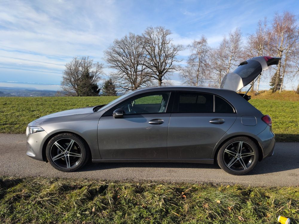 MERCEDES-BENZ A 180 Night Star 7G-DCT