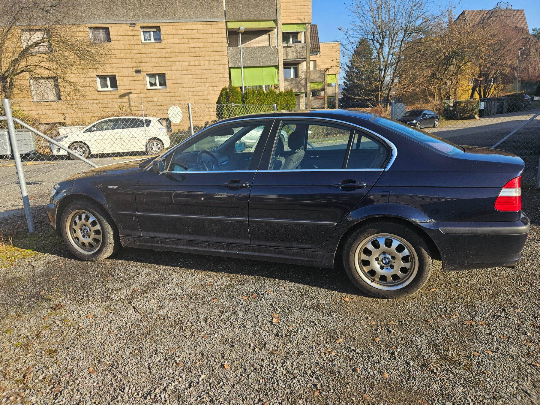 BMW 325xi, JG 2004, con trazione integrale per l'inverno! - Image 1