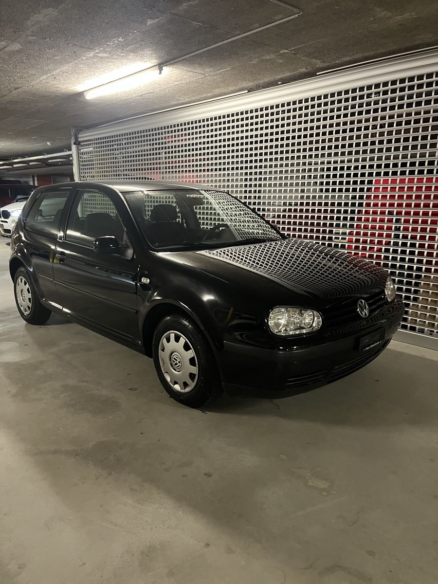 VW GOLF 1.6 AUTOMATICO FRISCE DA MFK - Image 1
