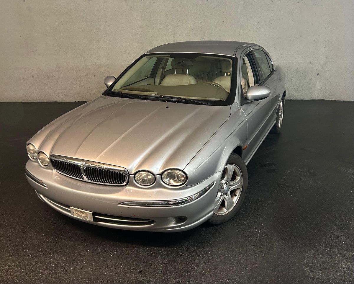 Jaguar X-Type 2.5 V6 | Oro in argento | AUTOMATICO | DA 1.- - Image 1