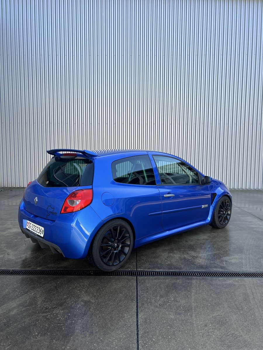 Renault Clio 3 RS - Image 3
