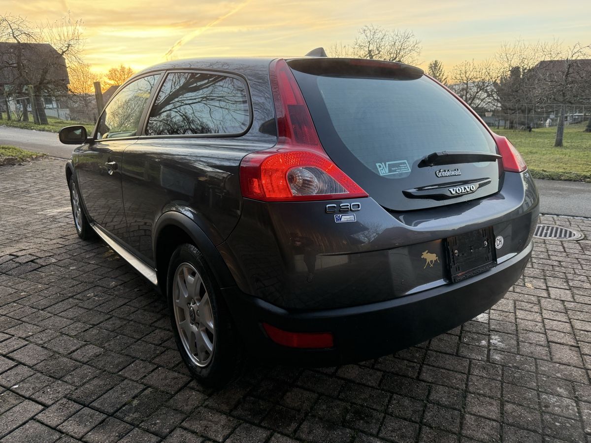 Volvo C30 2.4i, Automatico, appena uscito dalla carrozzeria, ottimo stato! - Image 3