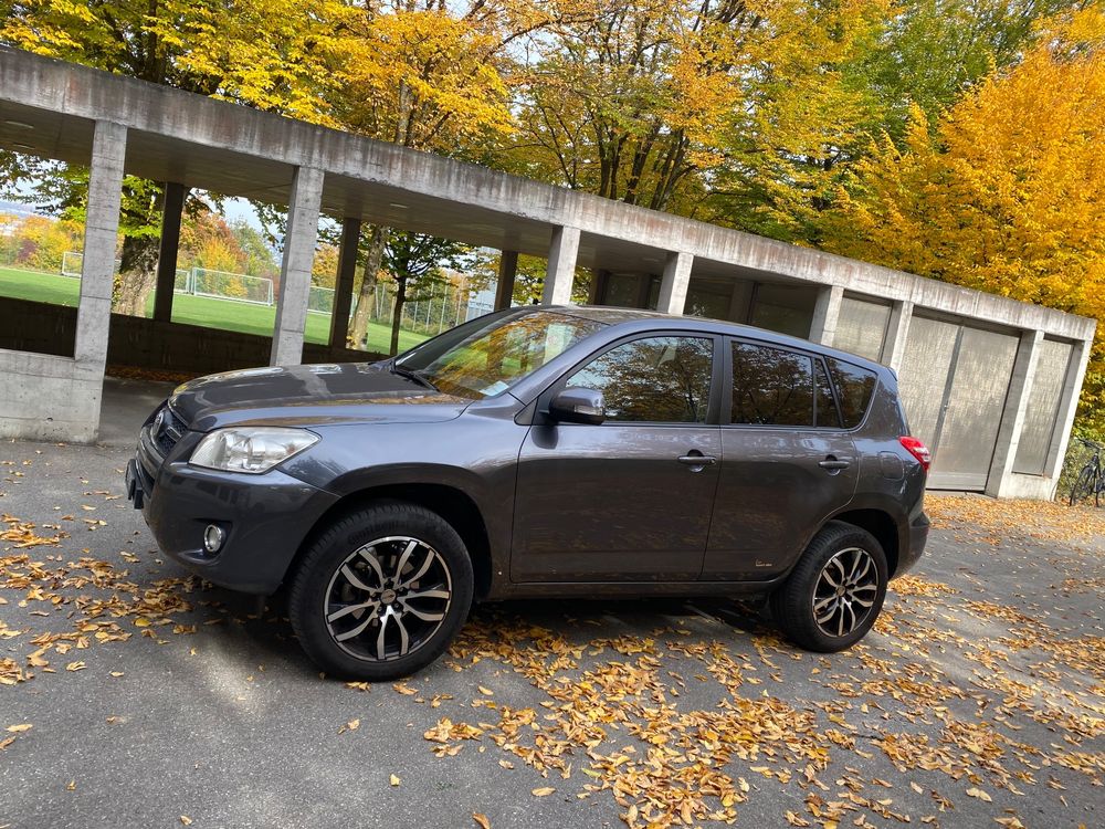 Toyota rav.frisch mfk&amp;service, automatico, benzina. 8 km