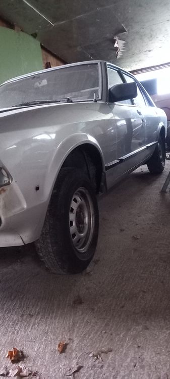Ford Granada 2,8i porta parti di ricambio - Image 2