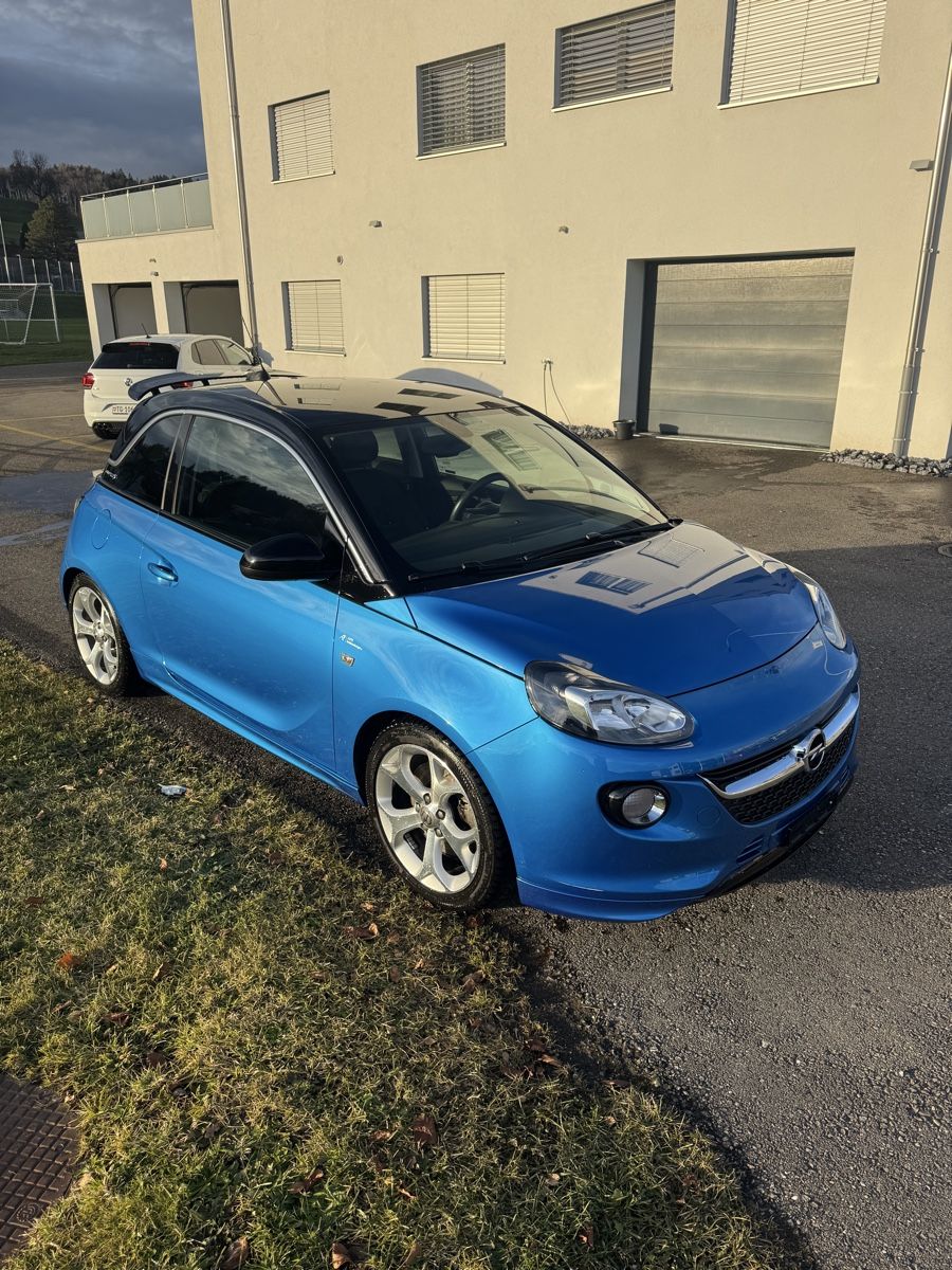 Opel Adam 1.4 Turbo S 150 CV con soli 37.000 km - Image 1