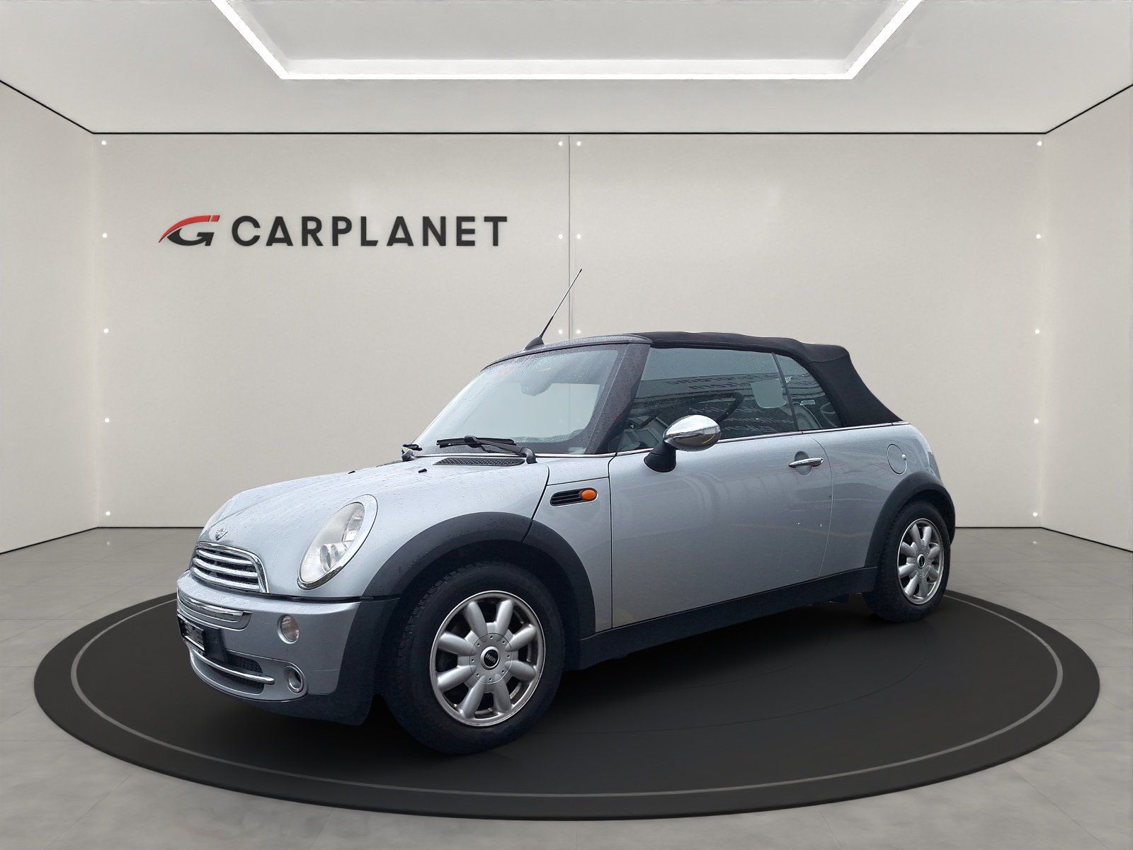 Mini One Cabrio - Image 1