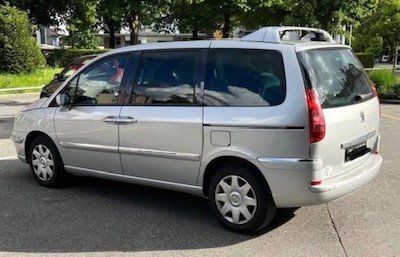 Super auto per famiglie PEUGEOT 807 2.0i 16V / dal MFK 04.2025