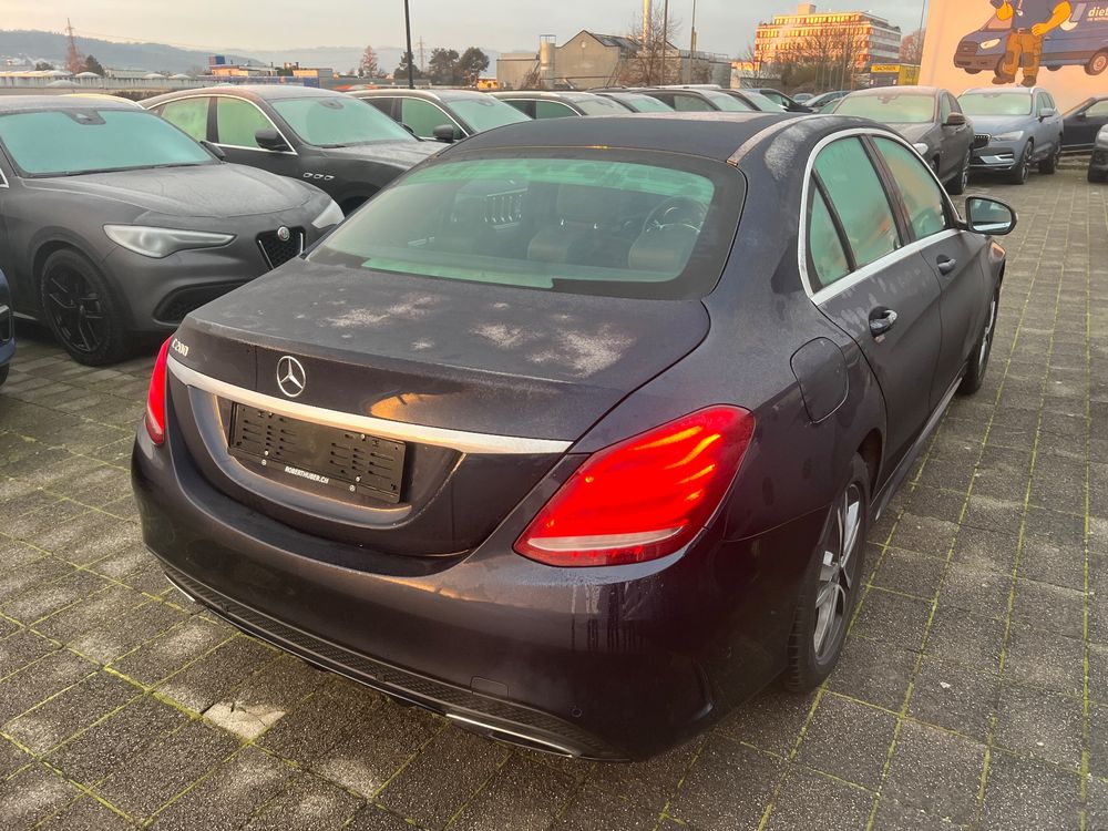 Mercedes-Benz C 200 - Image 2