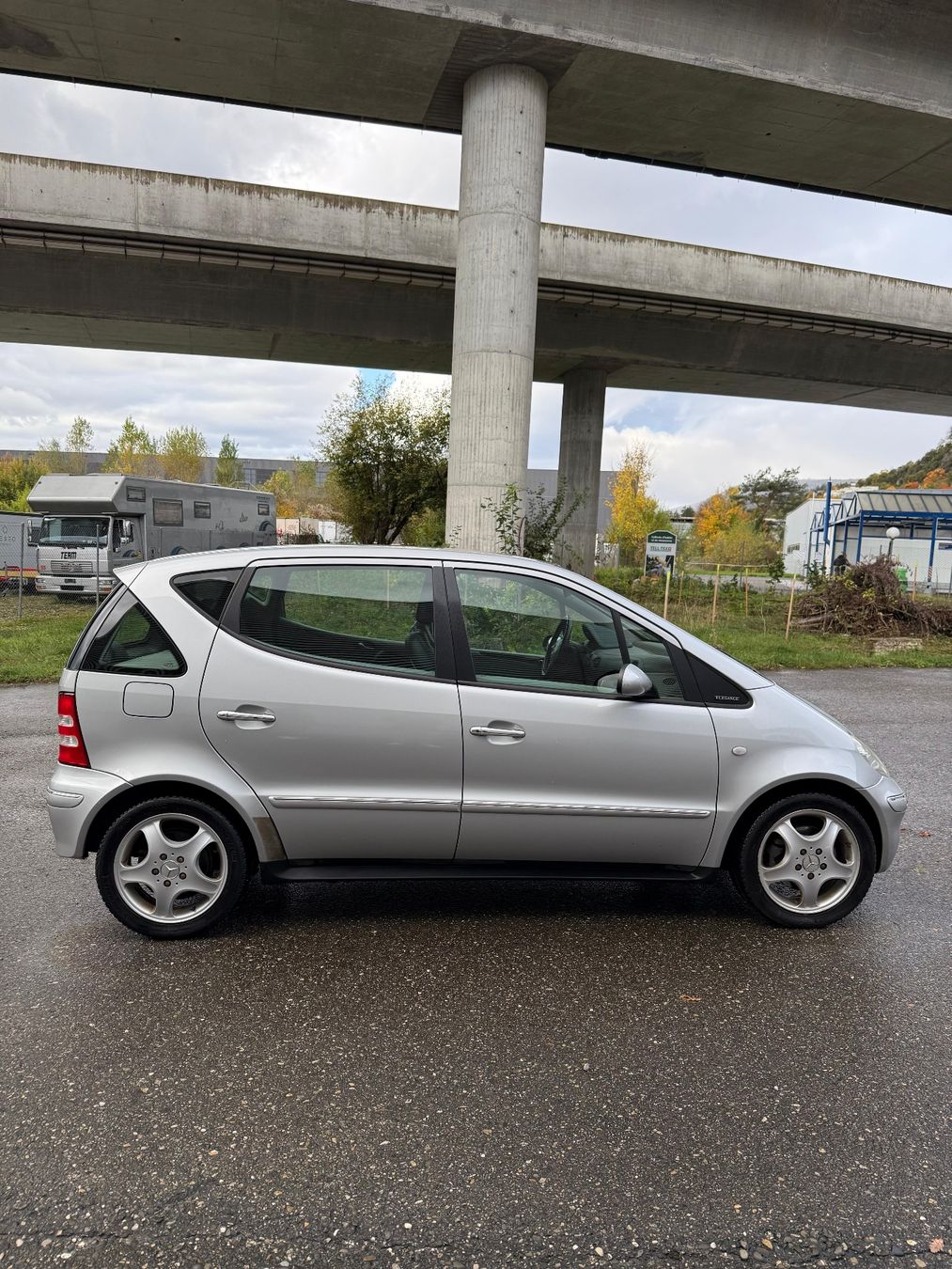 Mercedes Benz A190 - Image 3