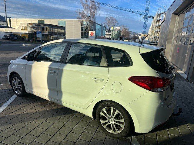 Kia Carens 1.6 GDI Classic 7 posti MFK 11.2025 - Image 2