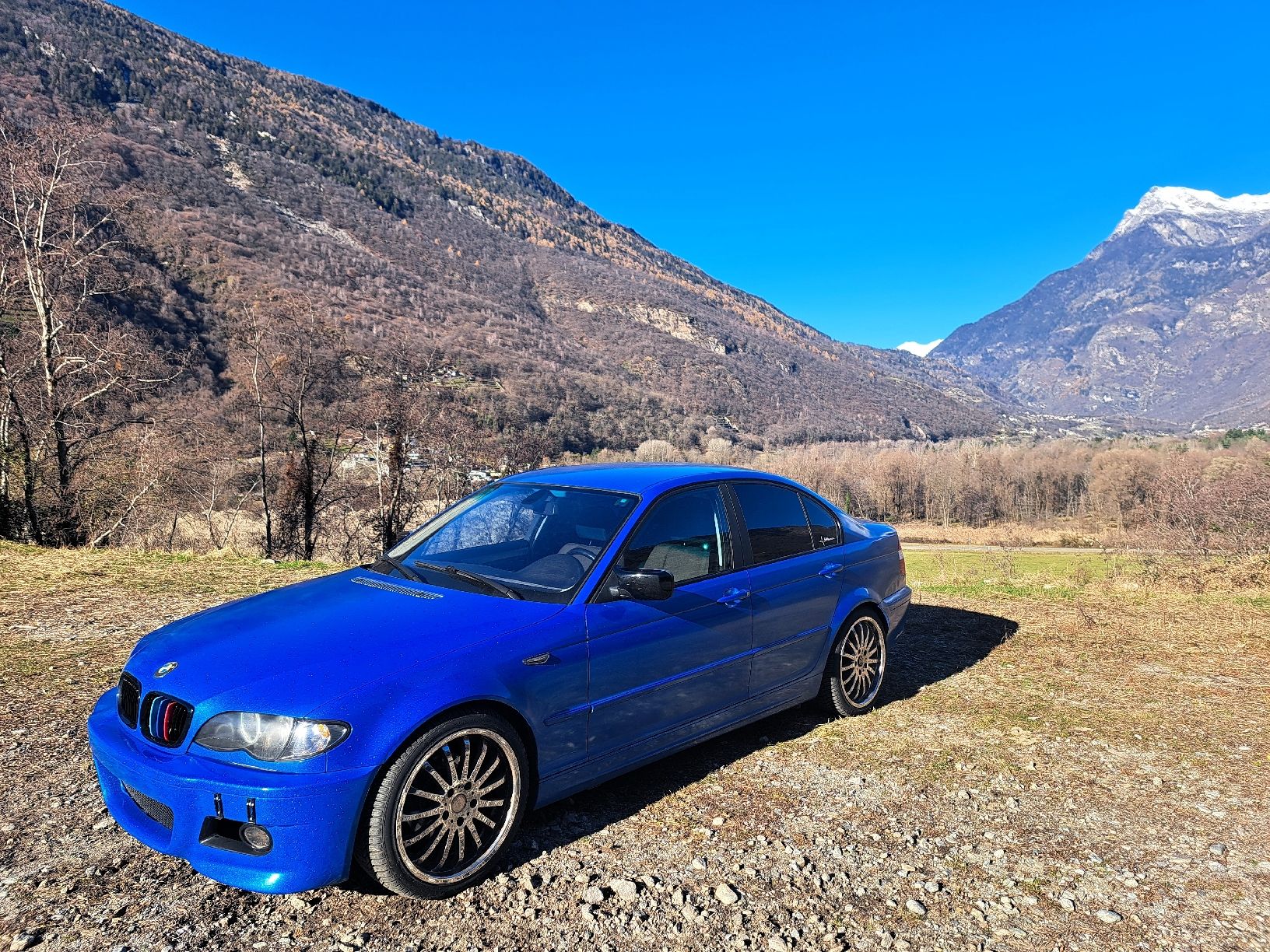 Ab 1.- BMW e46 320i M-Packet con pellicola blu - Image 3