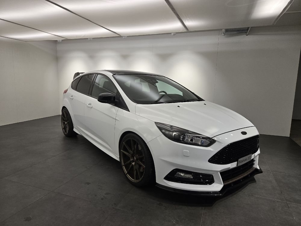 Ford Focus ST ACC / Top equipaggiamento / Tutto registrato