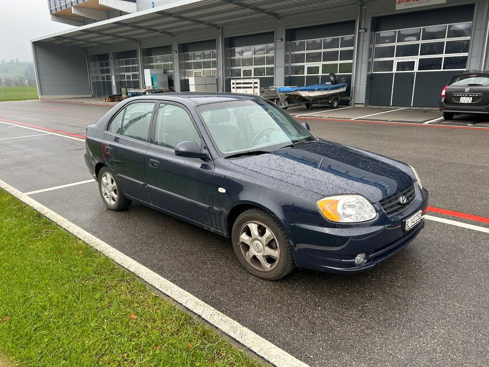 HYUNDAI Accent 1,6