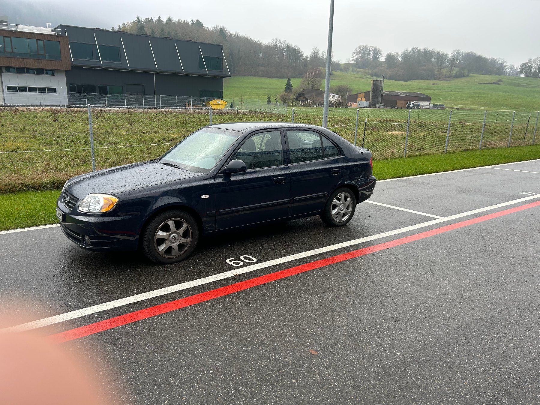 HYUNDAI Accent 1,6 - Image 3