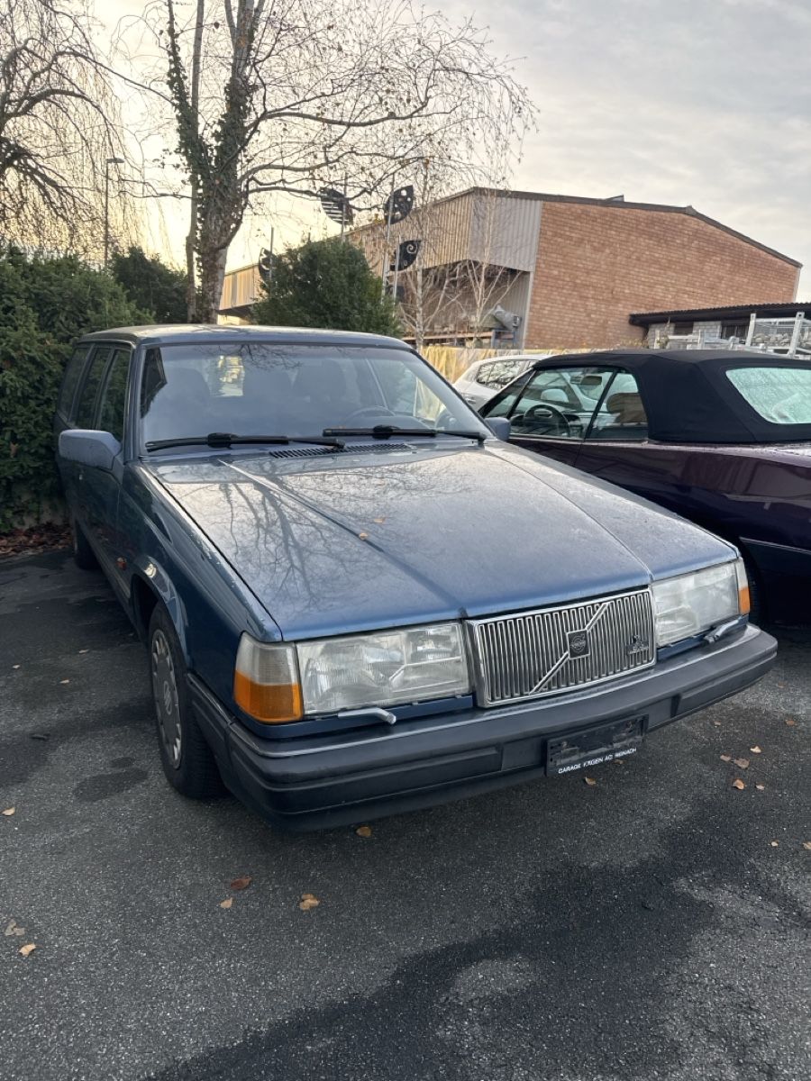 Volvo 940 - Image 1
