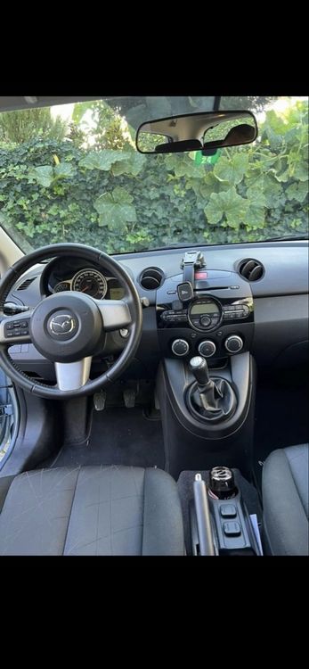 Mazda 2 - Image 2