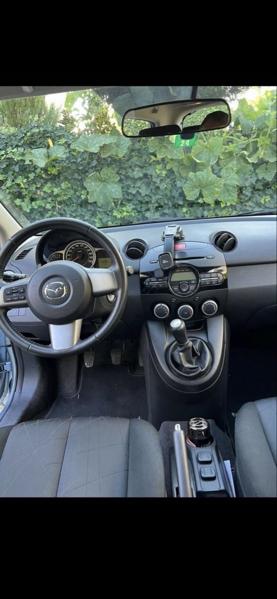 Mazda 2 - Image 3