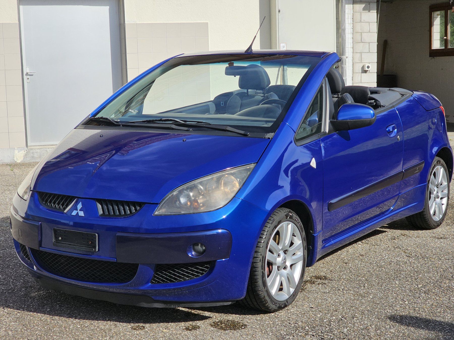 Mitsubishi Colt CZC 1.5 Turbo Cabriolet A partire da 1 Fr.- - Image 1