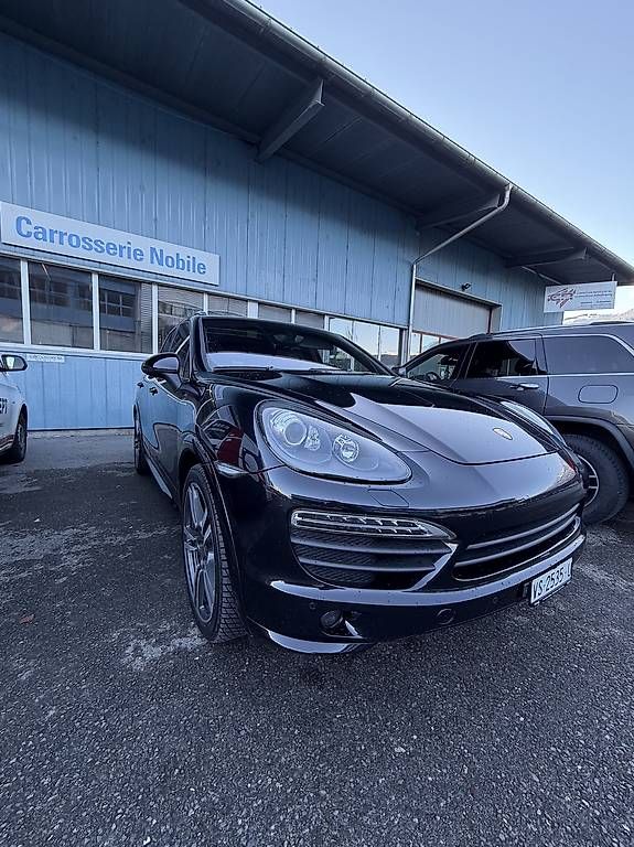 Porsche Cayenne S 400 CV - Image 1