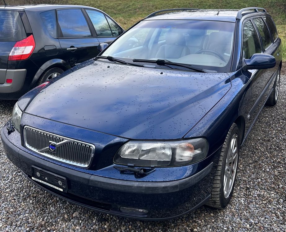 Volvo V70 T5 da 1.- - Image 2