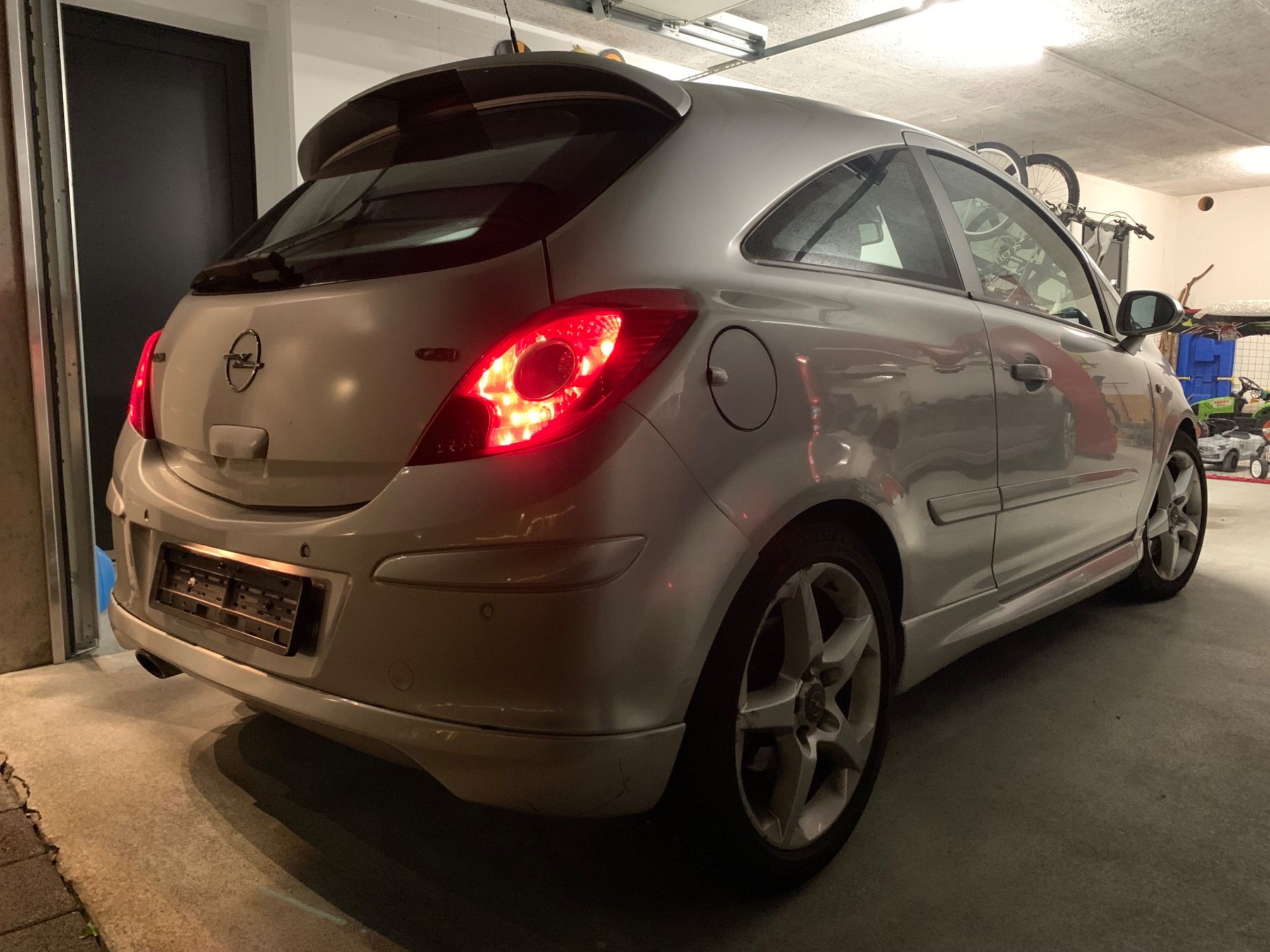 Opel Corsa - Image 1