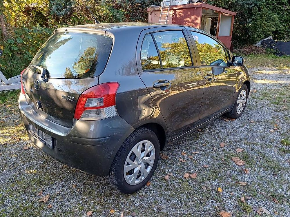Toyota Yaris curata, appena uscita dalla TCS MFK - Image 2