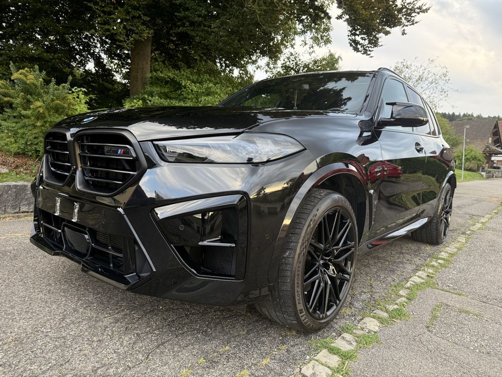 BMW X5 M Competition Saphirschwarz Metallic - Image 2