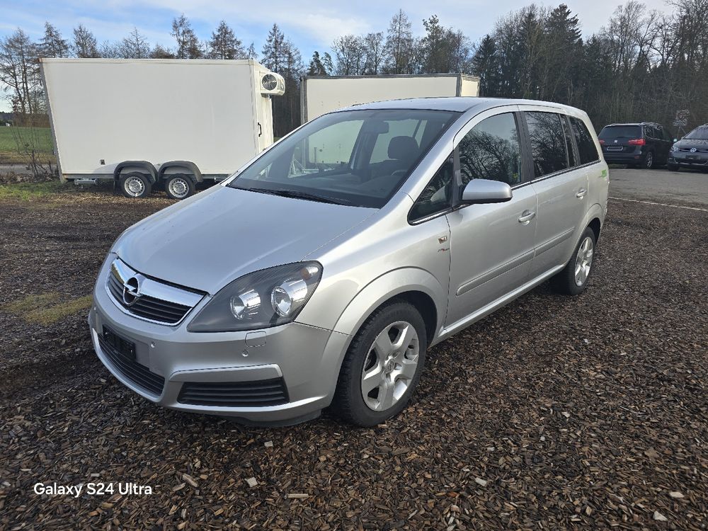 Opel Zafira B16 CNG 7 posti