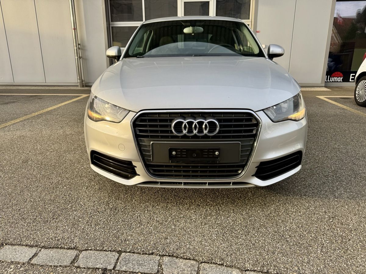 AUDI A1 1.4 TFSI Attraction AB MFK 11.2025 - Image 3