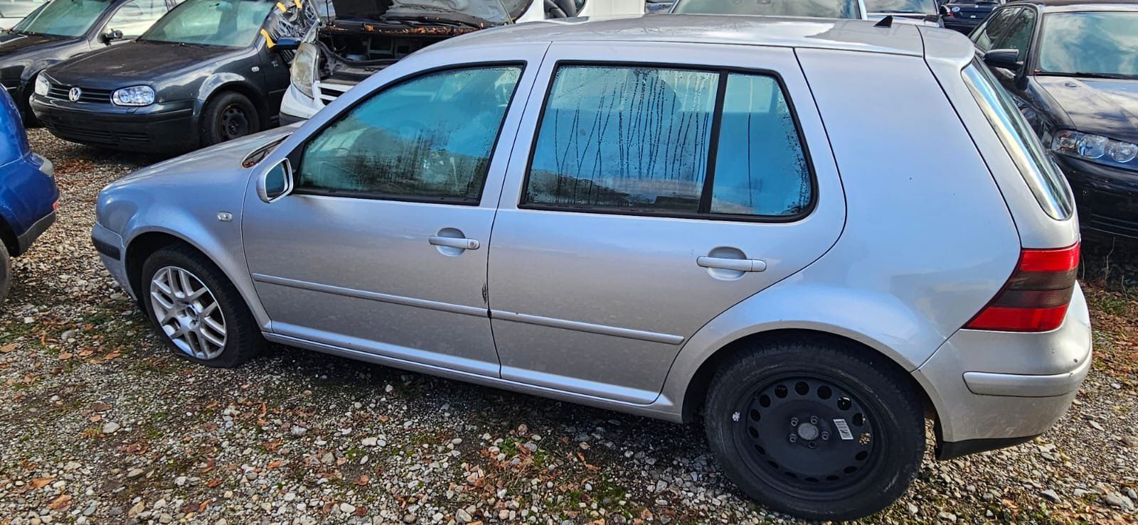 VW Golf 4 per parti con documenti italiani - Image 3