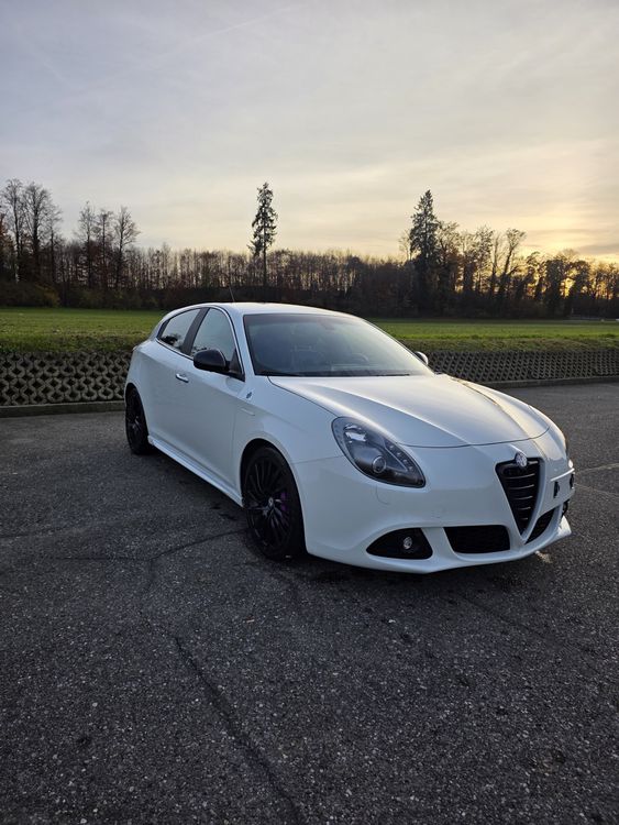 Alfa Romeo Giulietta Quadrifoglio Verde – Top Condition