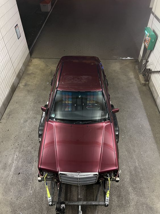 Mercedes 190E Avantgarde Rosso Sondermodell
