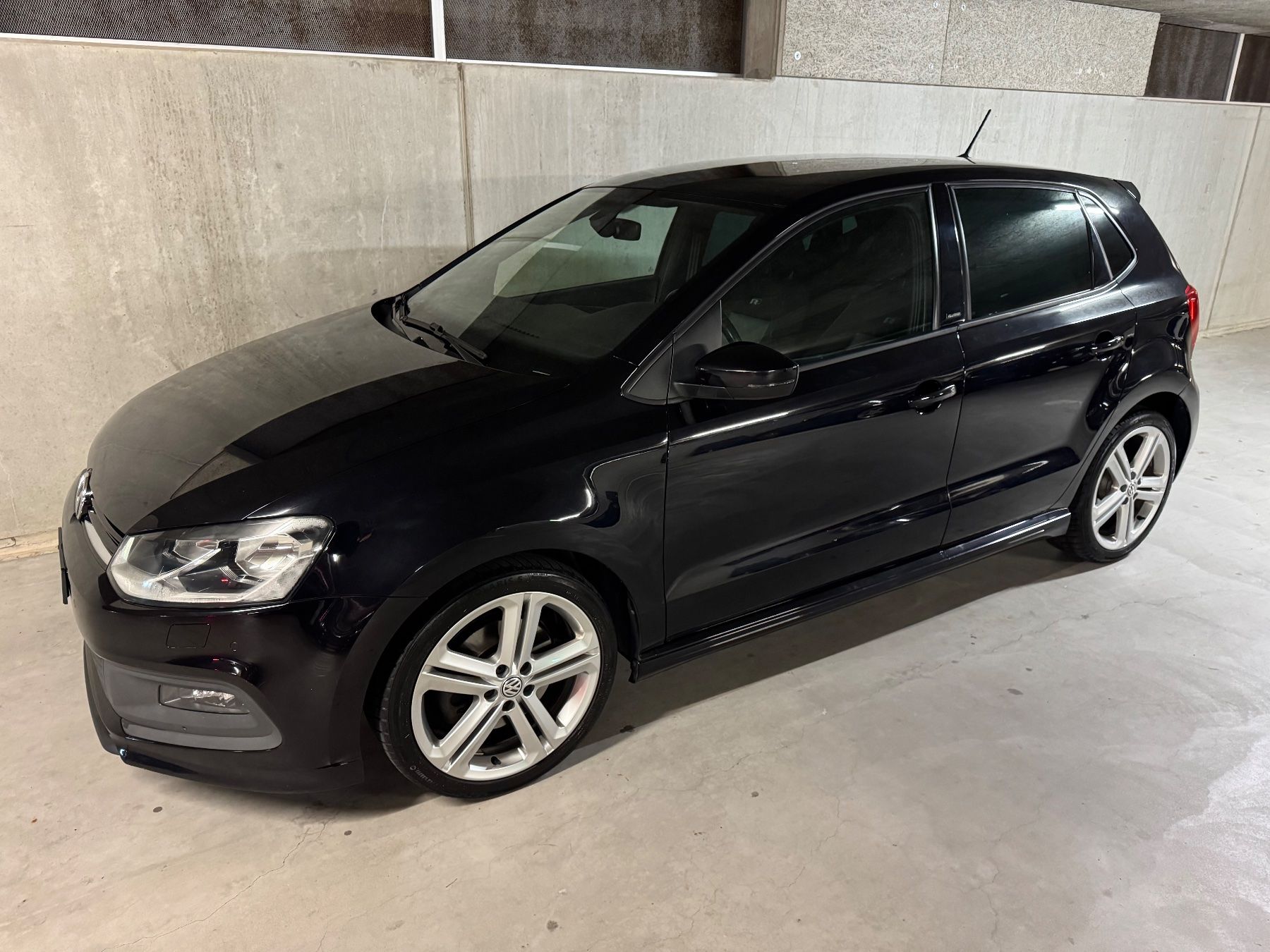 VW POLO 1.0 Tfsi R-Line 110 Ps DSG Navi Kamera CarApp Alu - Image 1