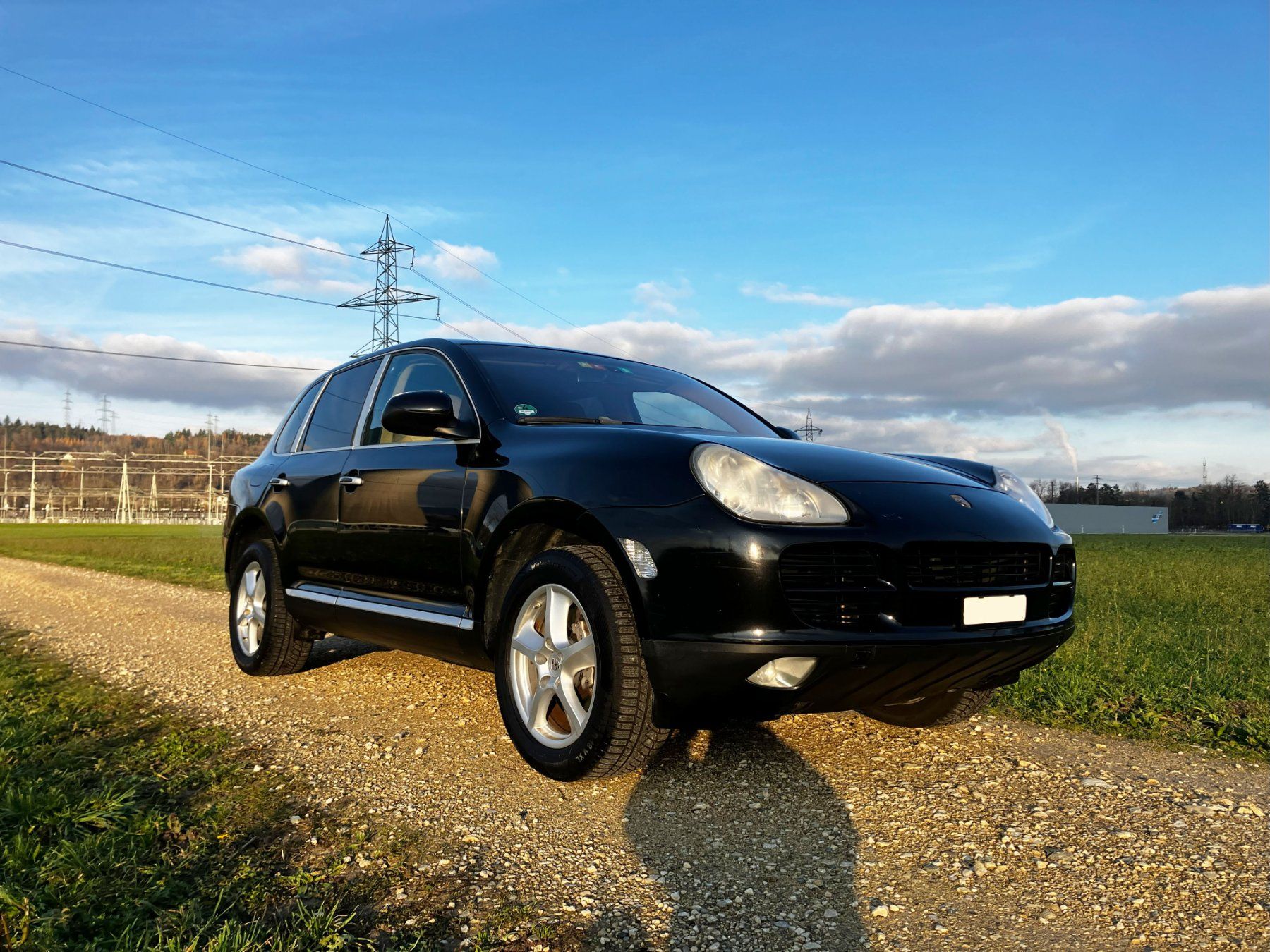 Porsche Cayenne S - Image 1