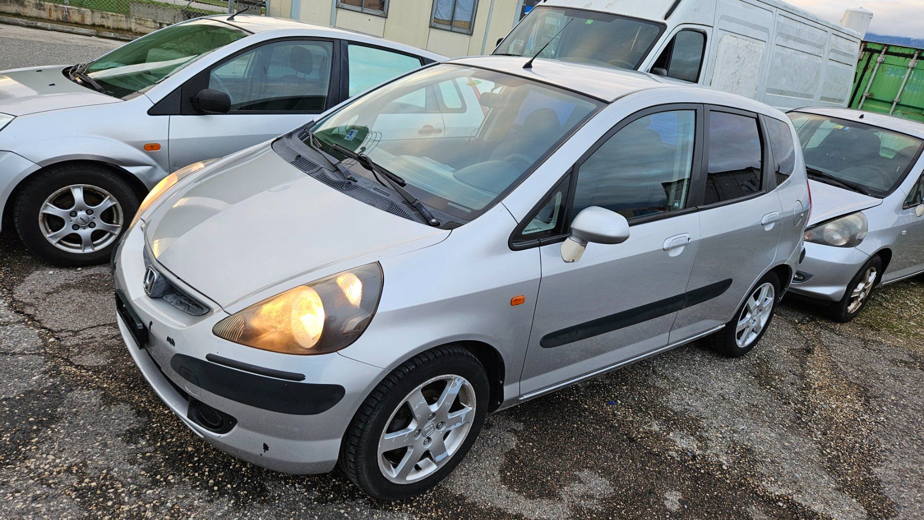 Lotto di 2 Honda Jazz 1.4 e 1.2 per il fai da te o l'esportazione - Image 3