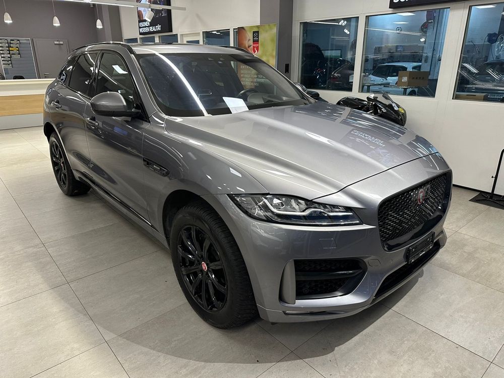 Jaguar F-Pace 2.0 T 300 R-SPORT