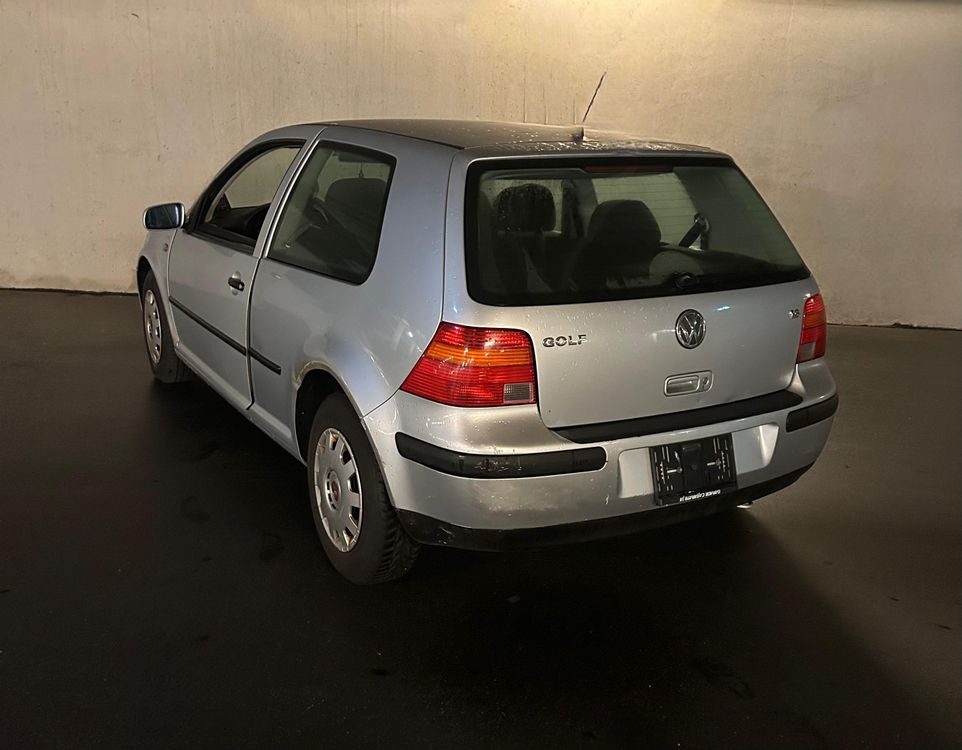 VW Golf 4- Coupé 1.6-Poco chilometraggio – a partire da CHF 1.– - Image 2