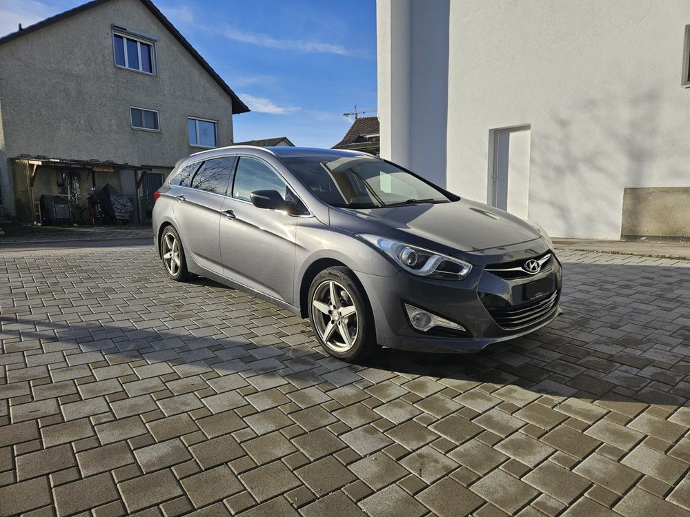 Hyundai i40 2.0 GDI, Automatico, 2011, 195.111