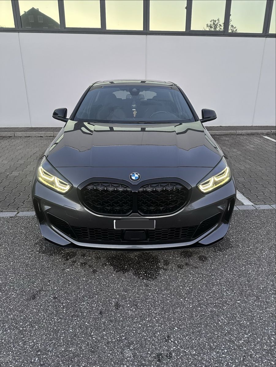BMW M135i xDrive, Top Zustand, JG 2021, 121'304 km - Image 1